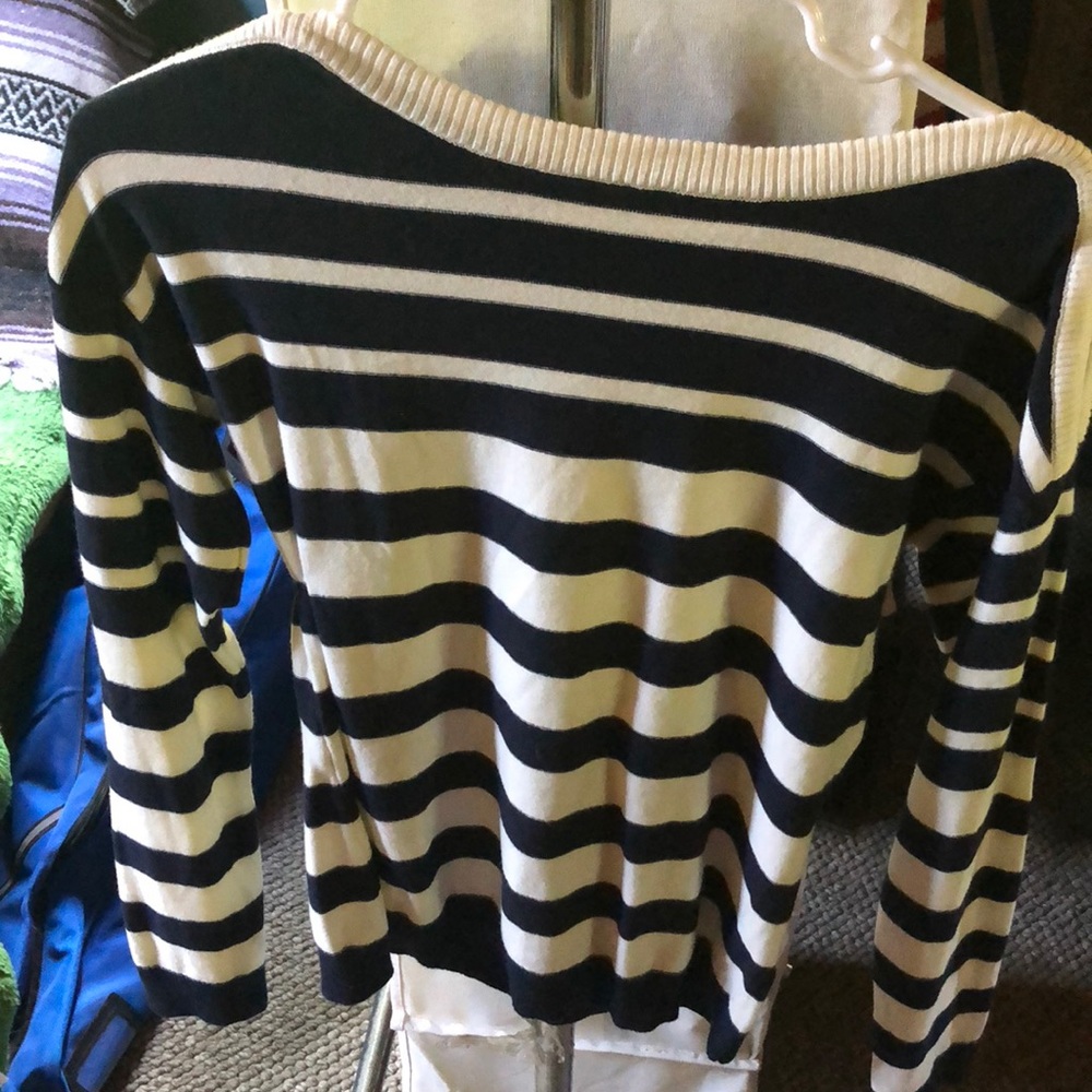 Barely worn sweater- the limited
